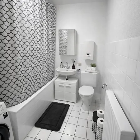 Daire Moselblick L Panorama Sky Balkon